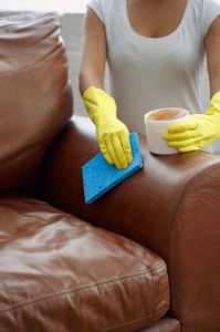 Cleaning leatherette