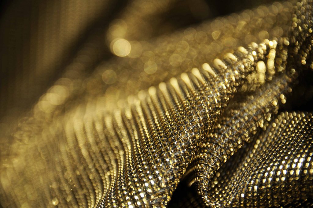 deep gold bronze big chain lurex fabric for fashion display and Christmas